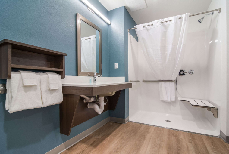 Bathroom, WoodSpring Suites Fort Mill, York