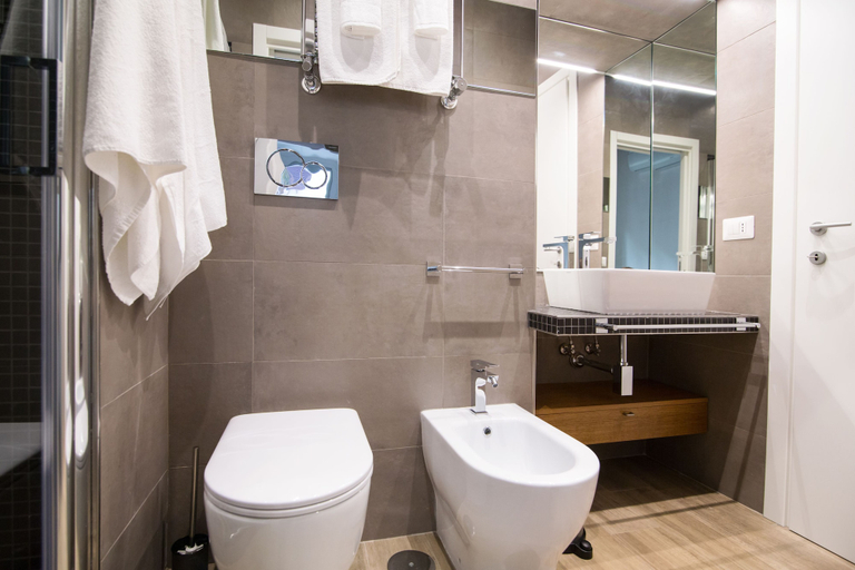 Bathroom 4, Domenichino Luxury Home, Rome