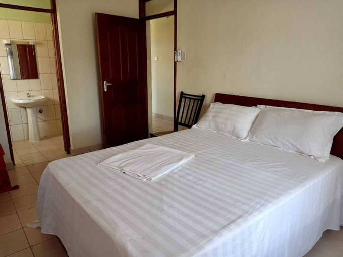 Bedroom 2, Stay.Plus Mtwapa Holiday Maisonnette, Kilifi South