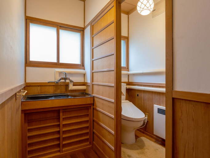 Bathroom, Toya Cliff House, Tōyako