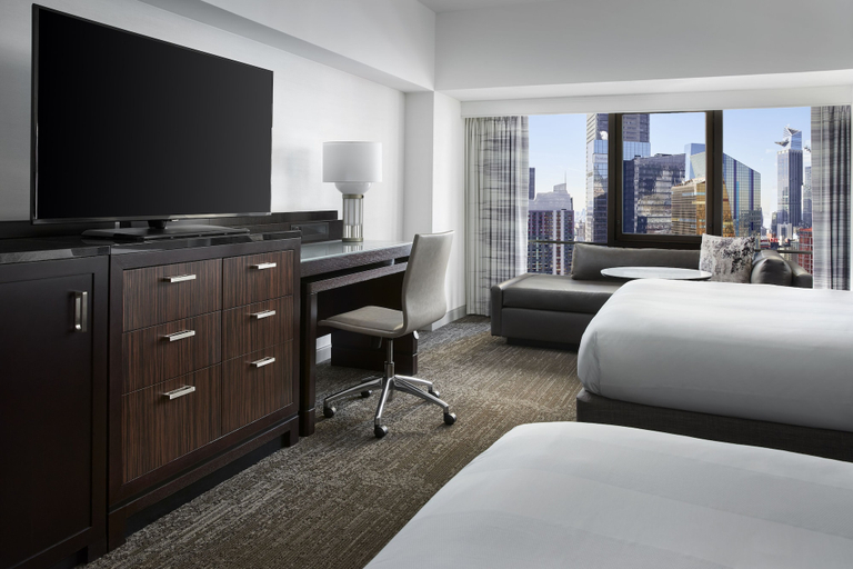 New York Marriott Marquis - Bedroom