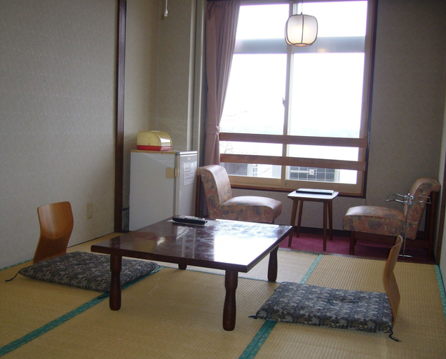 Others 5, Sado Ryotsu Shiizaki Onsen, Sado