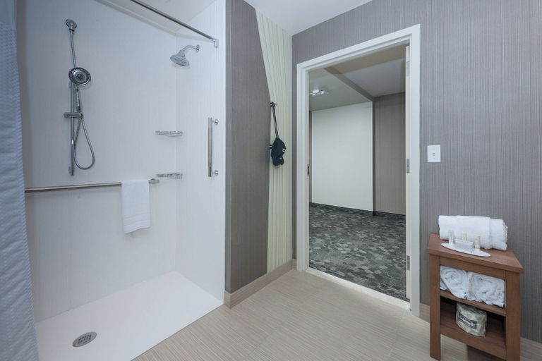 Bathroom 5, Courtyard by Marriott Boston Littleton, Middlesex