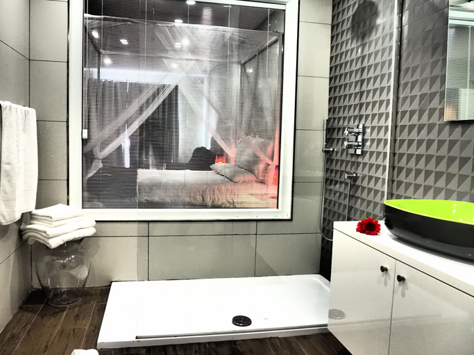 Bathroom 4, Adelphi Boutique Hotel