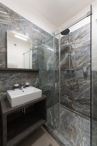 Bathroom 3, Apartsee Wellness Plzeň, Plzeň