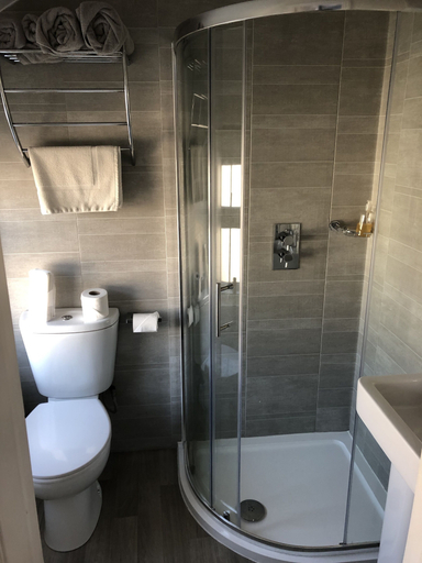 Bathroom 4, Newton House, Oxfordshire