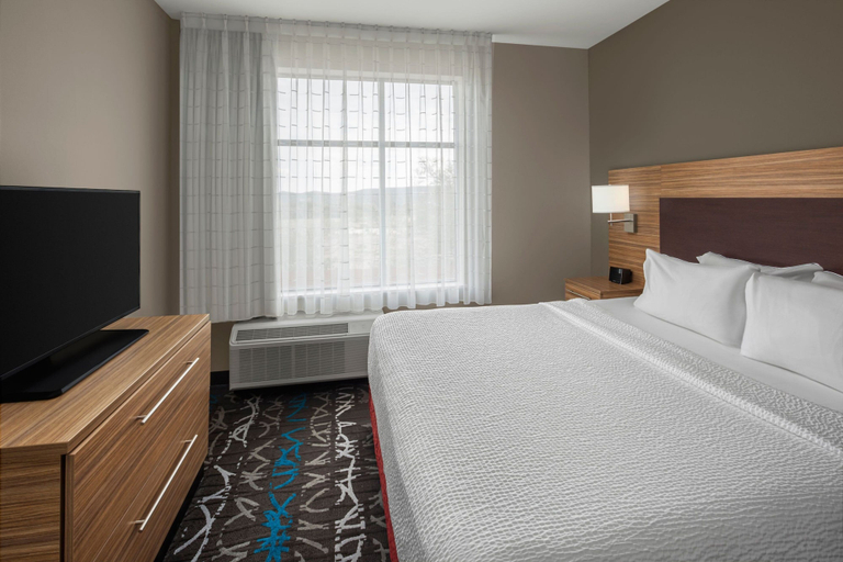Bedroom 3, Towneplace Suites Big Spring, Howard