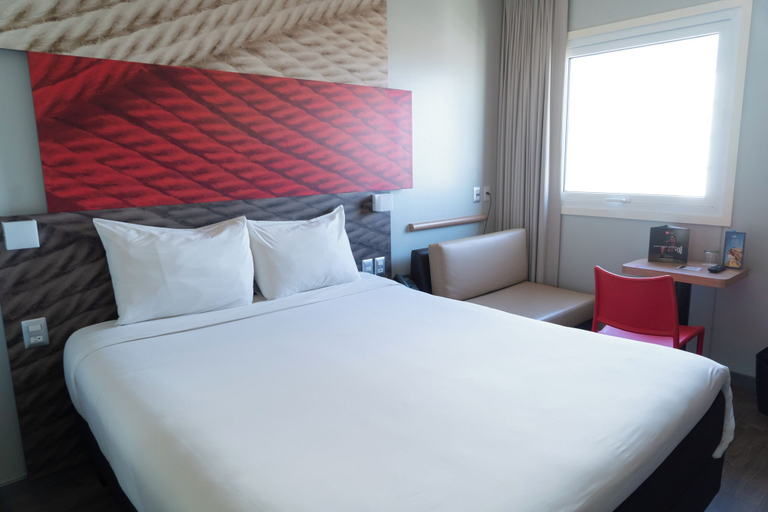 Bedroom 3, ibis Trujillo, Trujillo