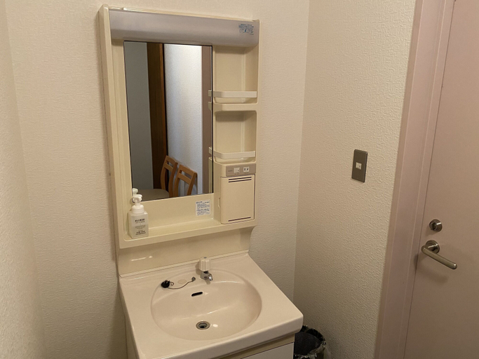 Bathroom 3, Riverside Hostel B&B – Hostel, Katsuragi