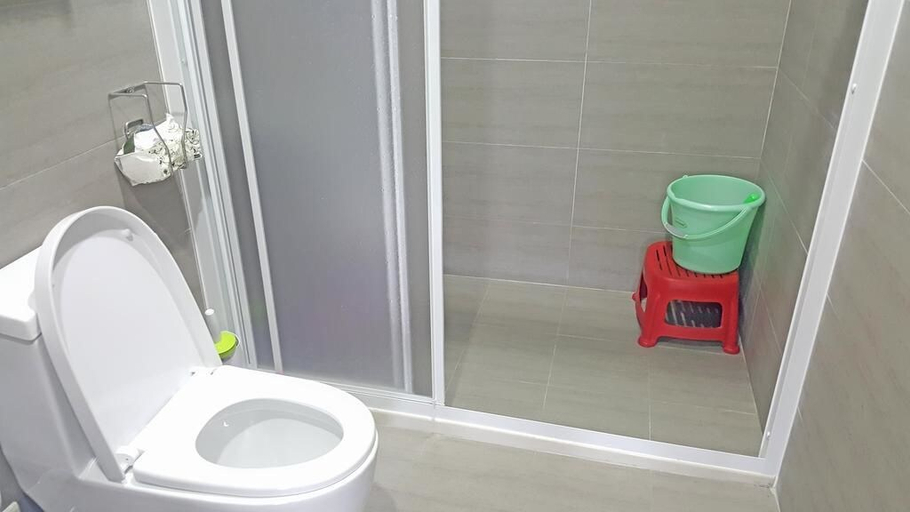 Bathroom 3, SportsHome B&B, Yilan