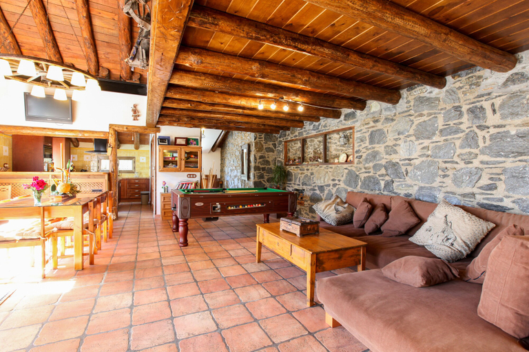 In-room dining, Casa Rural Borda Patxeta