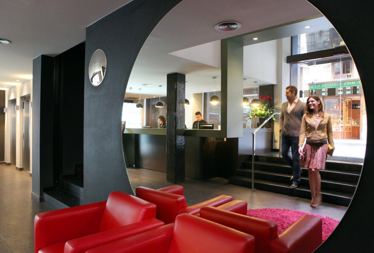 Public Area 2, Ciutat de Barcelona, Barcelona