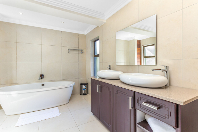 Bathroom 4, Zimbali by Euphoric, Zimbali Coastal Resort, Ballito, iLembe