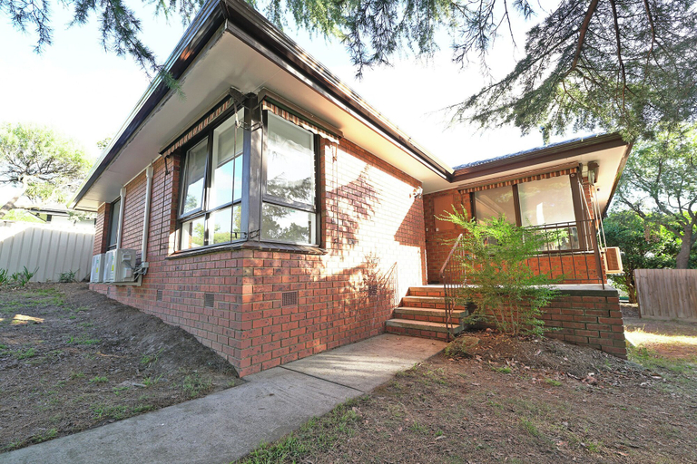 Exterior & Views 2, Melbourne 4BRM Staycation Parkside, Casey - Hallam