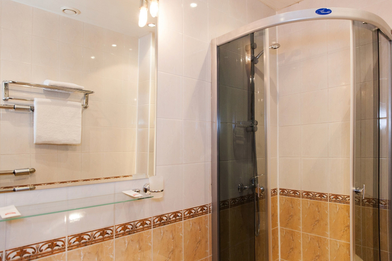 Bathroom 4, U Fontana Hotel, Minsk