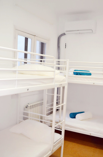 Bedroom 5, Hostel 18, Madrid