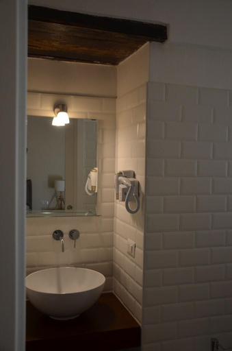 Bathroom 5, Palazzo Pignatelli, Napoli