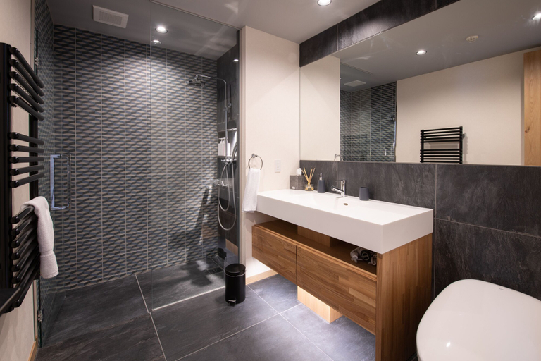 Bathroom 4, Country Resort Niseko, Kutchan