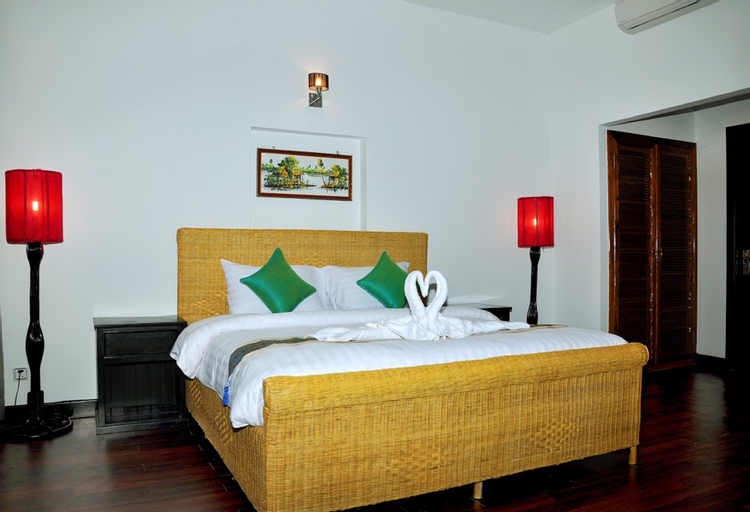 Bedroom 16