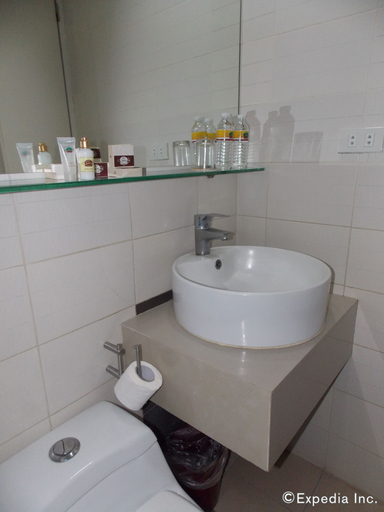 Bathroom 4, The Suites at Calle Nueva, Bacolod City