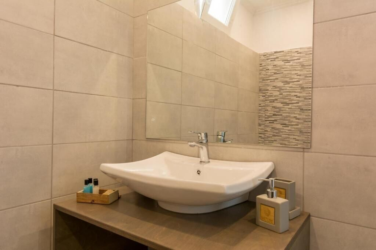 Bathroom 5, Euphoria Complex, Ionian Islands