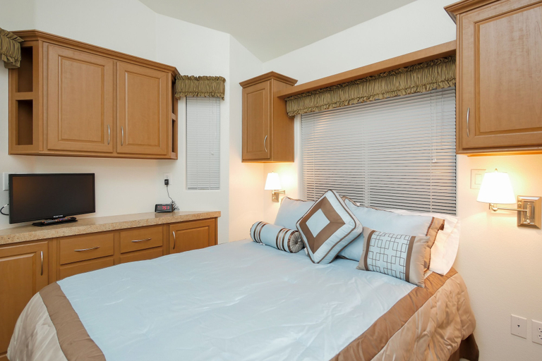 Bedroom 2, The Cottages at Golden Village Palms RV Resort, Riverside