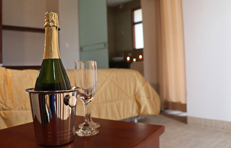 Food & Drinks, Residencial Cafferata, Lima