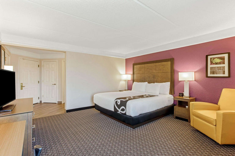 Bedroom 29