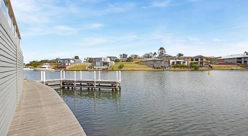Others 4, Pier 37, E. Gippsland - Bairnsdale
