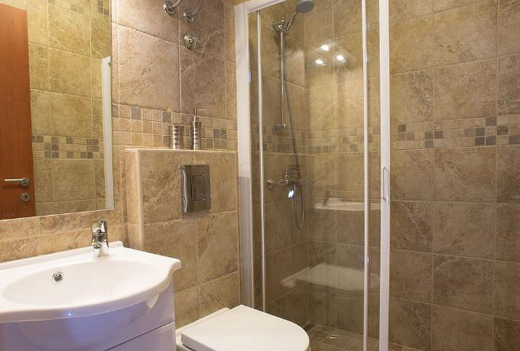 Bathroom 3, Apartments Milka & Miho, Dubrovnik