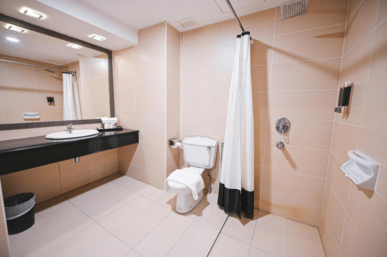 Bathroom 4, Prime City Hotel Kluang, Kluang
