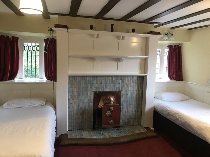 Bedroom 3, Barons Court Hotel, Wolverhampton