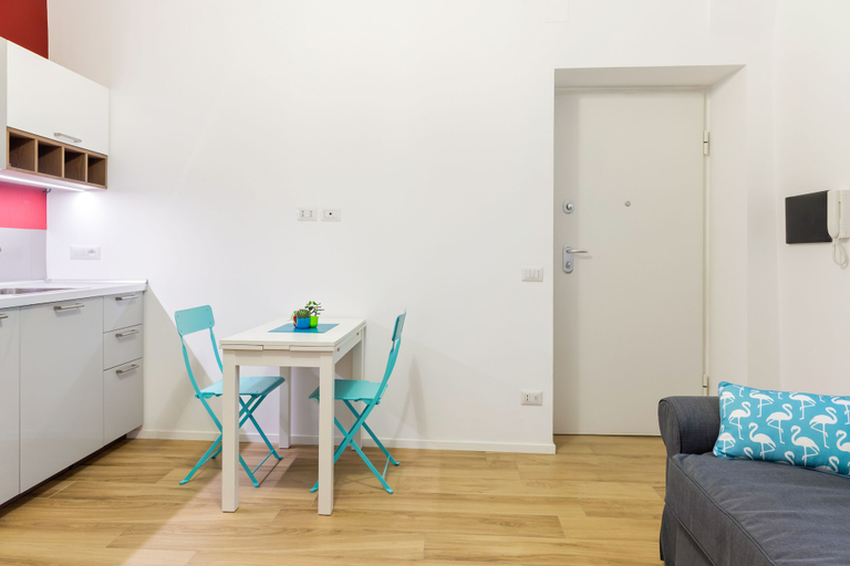 Others 5, OUI TREE Apartment, Napoli