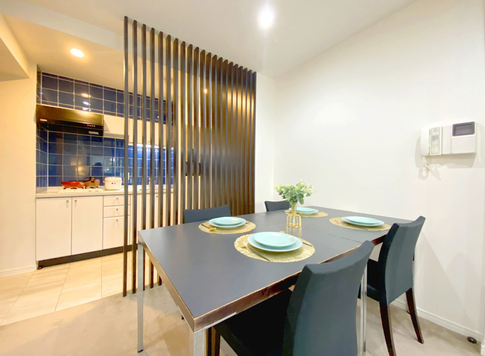 Dining Room 12