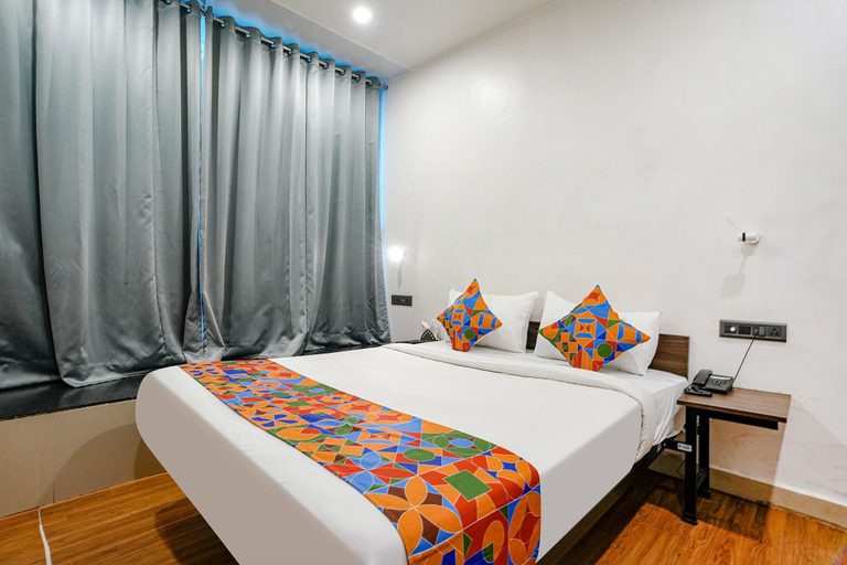 Bedroom 2, Fabhotel Lotus I, Surat