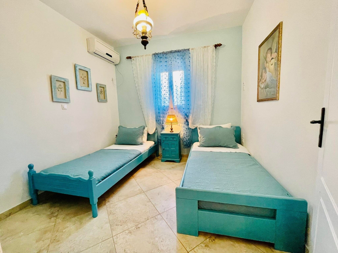 Bedroom 4, Villa Arietta Santorini, South Aegean