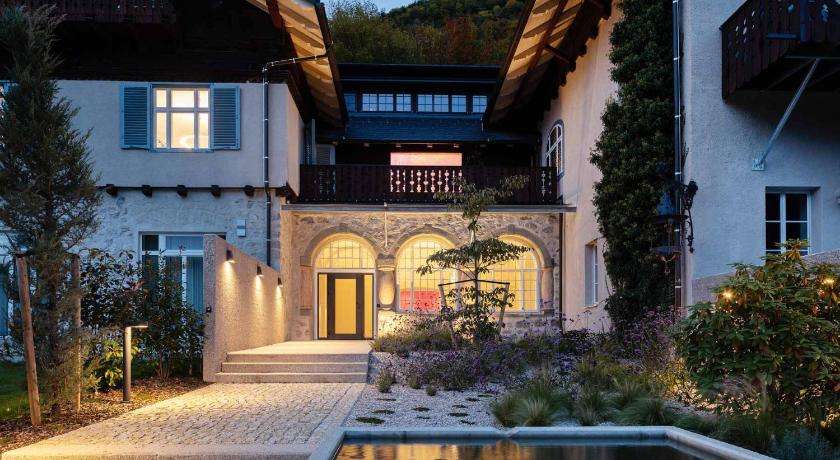 Exterior & Views 1, Design&Natur - hochwertige Ferienwohnung "Sundowner" in alter Villa, Gmunden