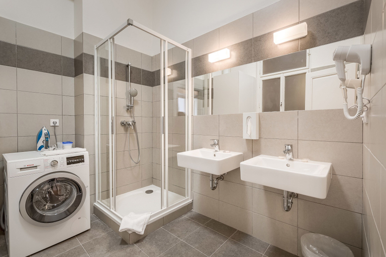 Bathroom 3, Apartments 39 Wenceslas Square, Praha 1