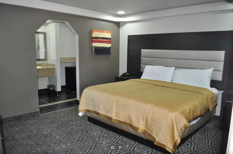Bedroom 2, Downtown Suites Dallas, Dallas