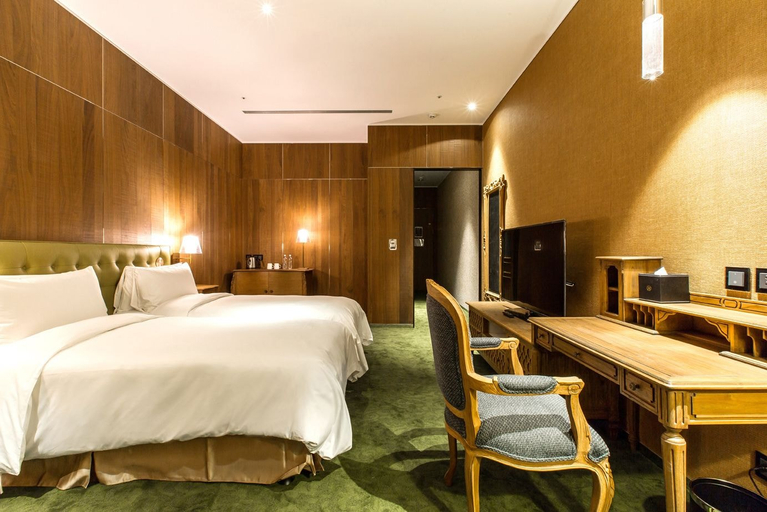 Bedroom 4, Inhouse Hotel Grand, Taichung