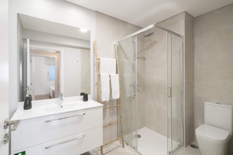 Bathroom 4, With Pool in the Tourist Area, Alameda Formosa I, Funchal