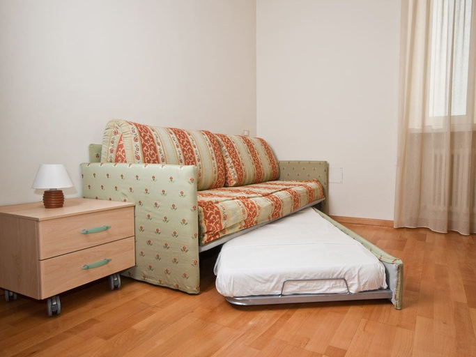 Bedroom 5, Appartamenti Baia Azzurra, Trento