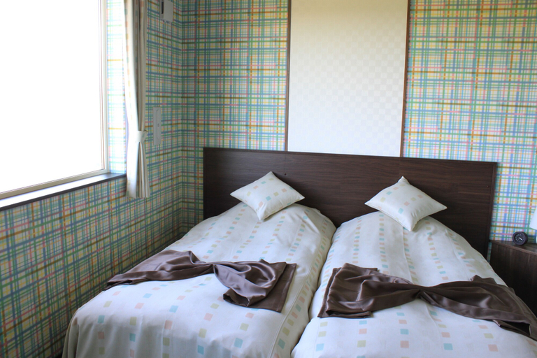 Bedroom 3, Petit Hotel Blanc Fleur, Nakafurano