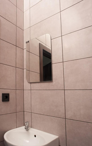 Bathroom 2, SOVA, Odes'ka