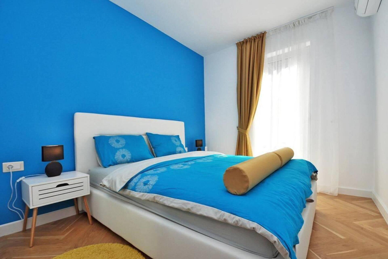 Bedroom 3, Stunning 1-bed Apartment in Kotor