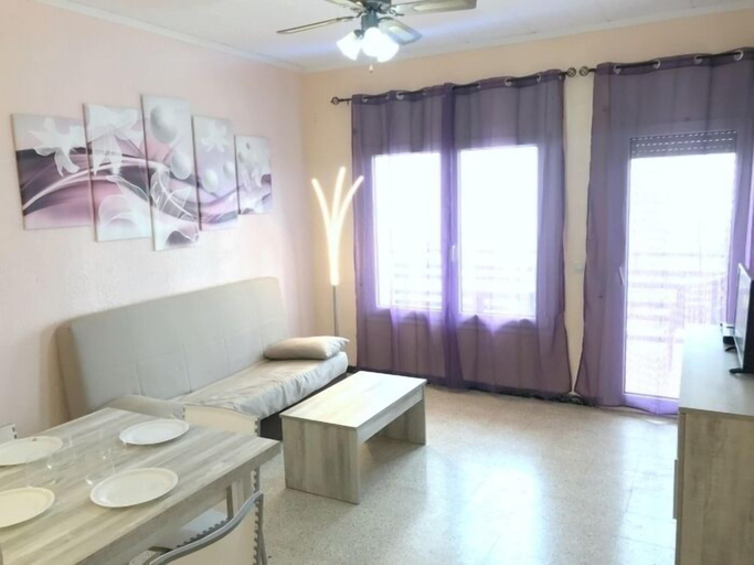Bedroom 4, Apartamento Lisboa 49, Girona