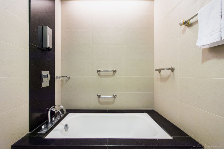 Bathroom 3, CH Service Apartment, Taipei City