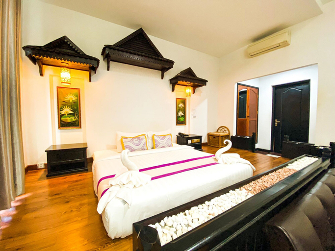 Bedroom 8