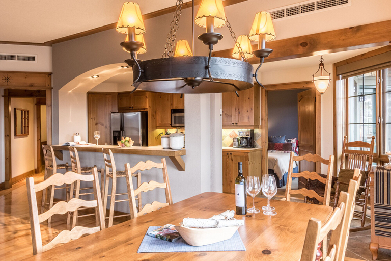 Food & Drinks 4, Equinoxe by Tremblant Platinum, Les Laurentides