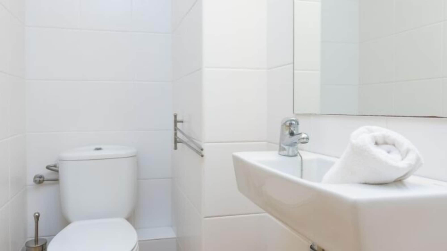 Bathroom 3, Apartamento Quatre Vents, Girona